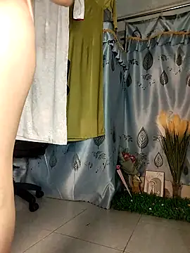 Lucy limon online show from 12-04-25, 09:23