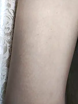 Snapshot of Lucy_limon chatting on 02-21-26, 08:59 Lucy limon online show from 02-21-26, 08:59