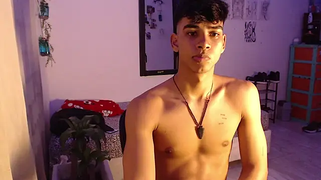 Snapshot of speedsamy chatting on 10-25-25, 10:15 speedsamy online show from 10-25-25, 10:15