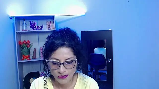 arianna ros3 online show from 02-04-25, 03:47