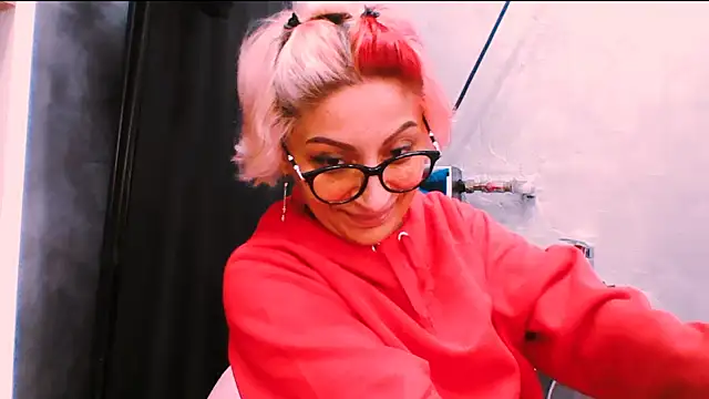 Lucky Deniz online show from 11-25-25, 08:25