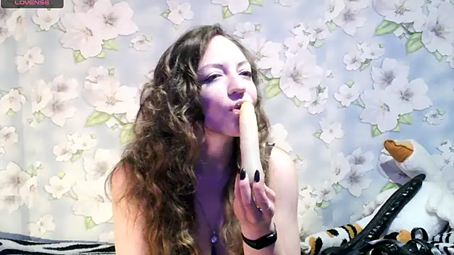 KattyLuuu online show from 02-03-25, 12:04