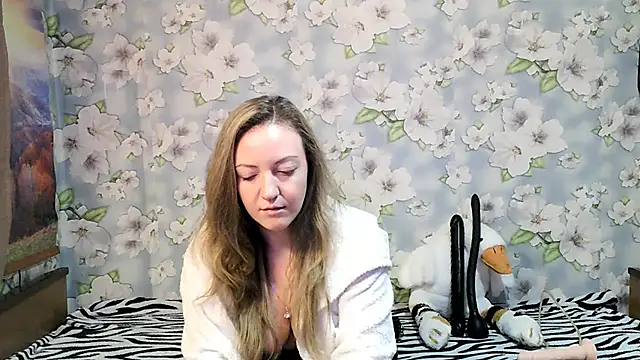 KattyLuuu online show from 09-19-25, 08:53