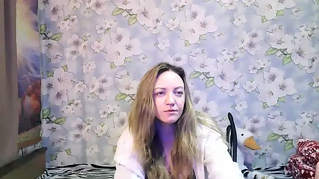 KattyLuuu online show from 11-02-25, 06:10