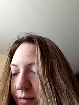 KattyLuuu online show from 02-05-26, 10:42