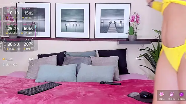 Gaby Ferrer online show from 03-10-25, 06:45