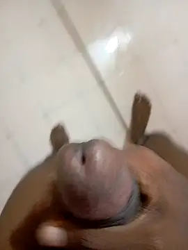 tharu111111 online show from 02-05-25, 09:29