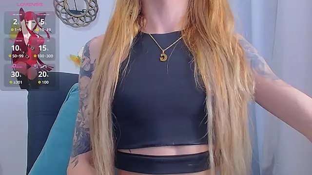 Snapshot of GabbyHills chatting on 09-20-25, 12:00 GabbyHills online show from 09-20-25, 12:00