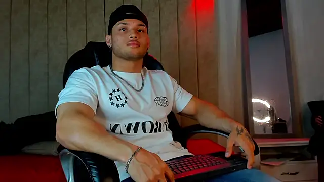 jeicob gagnon online show from 09-29-25, 05:45