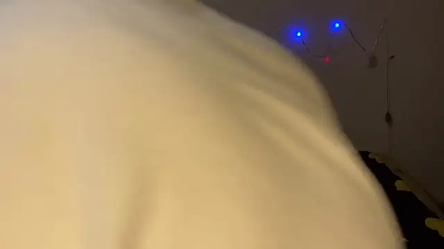 Snapshot of AzallandRoom chatting on 01-09-25, 07:08 AzallandRoom online show from 01-09-25, 07:08