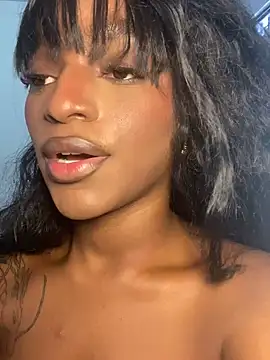 Snapshot of Zizi-campbel chatting on 01-27-25, 07:35 Zizi-campbel online show from 01-27-25, 07:35