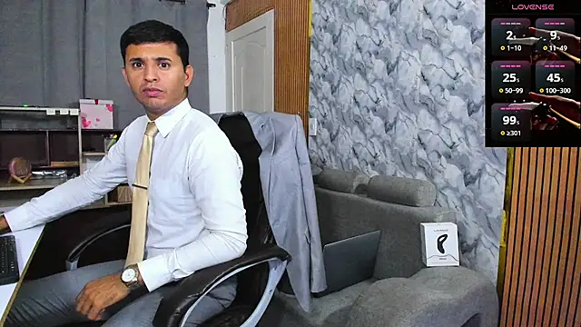 Hideintheoffice online show from 02-10-26, 06:28