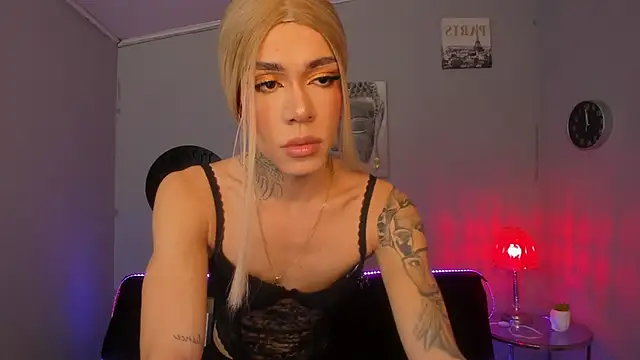 Camillesanto online show from 03-18-25, 08:48