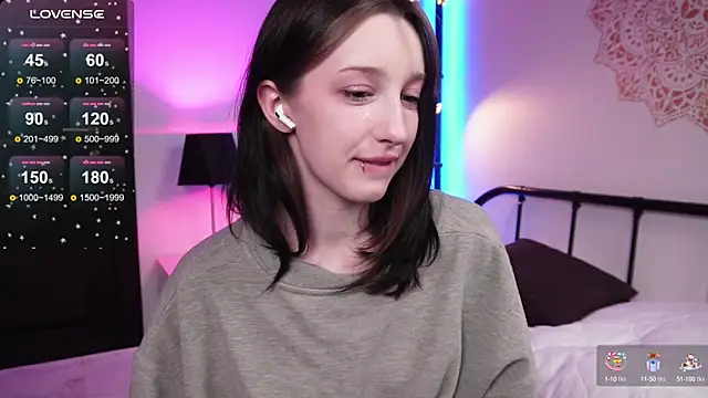 Lissa Meow  online show from 03-04-25, 02:06