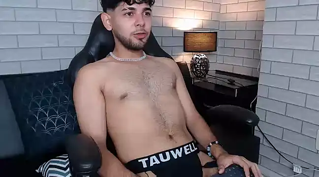 Samir bear online show from 02-22-25, 12:19