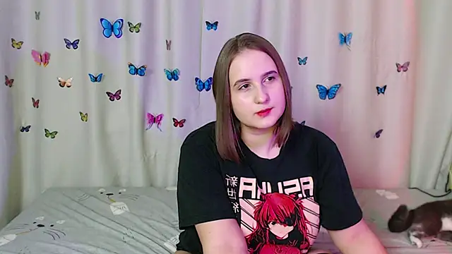 Snapshot of Phantommira chatting on 01-14-25, 07:11 Phantommira online show from 01-14-25, 07:11