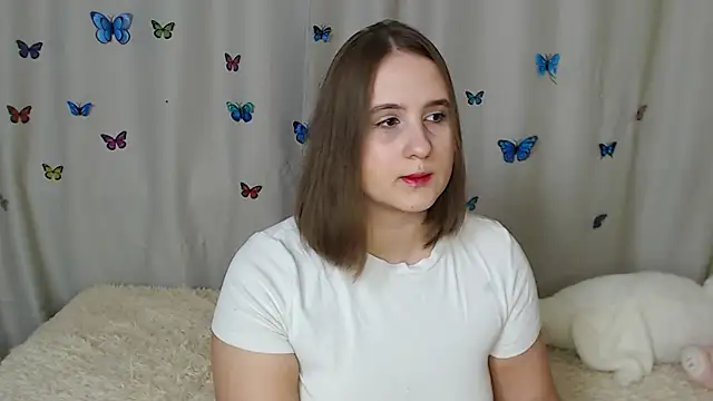 Snapshot of Phantommira chatting on 02-06-25, 08:34 Phantommira online show from 02-06-25, 08:34