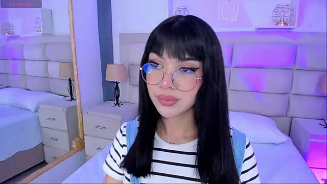 RoseCassie online show from 03-07-25, 01:18