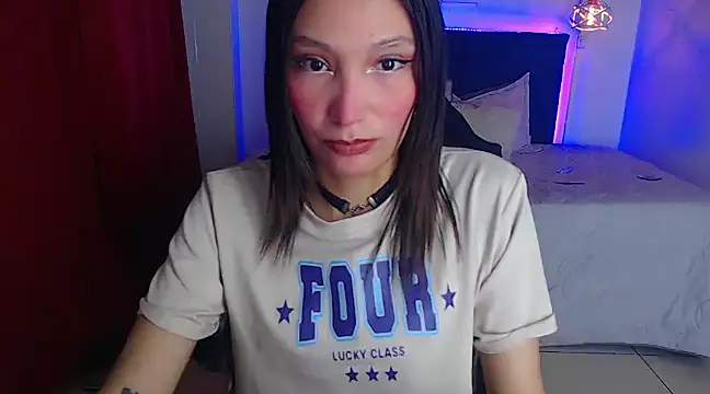 Snapshot of mia_collens chatting on 02-03-25, 01:41 mia collens online show from 02-03-25, 01:41