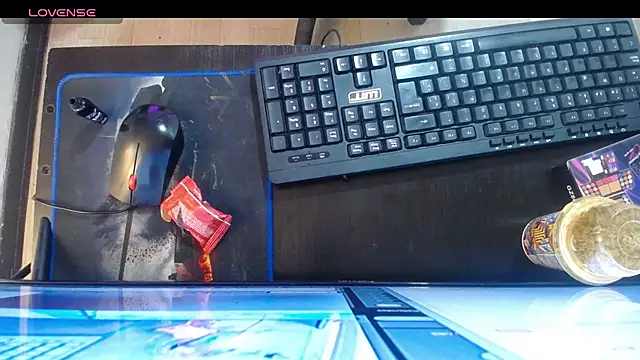 Snapshot of mia_collens chatting on 03-06-25, 01:27 mia collens online show from 03-06-25, 01:27