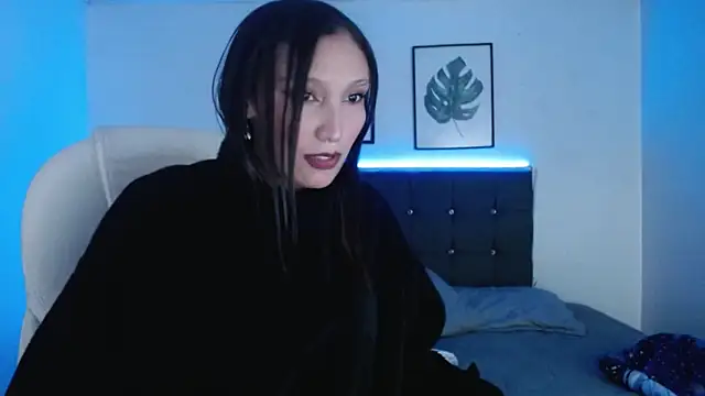 Snapshot of mia_collens chatting on 09-19-25, 02:46 mia collens online show from 09-19-25, 02:46