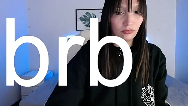 Snapshot of mia_collens chatting on 11-23-25, 02:00 mia collens online show from 11-23-25, 02:00