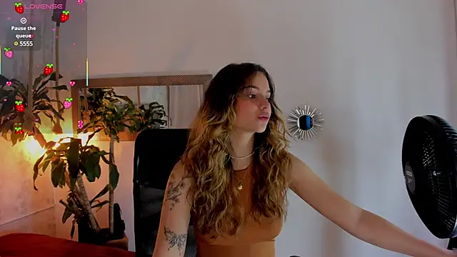 hinata itachi online show from 03-06-25, 10:15