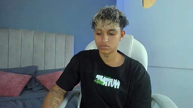 Dominick jones online show from 01-12-25, 03:25