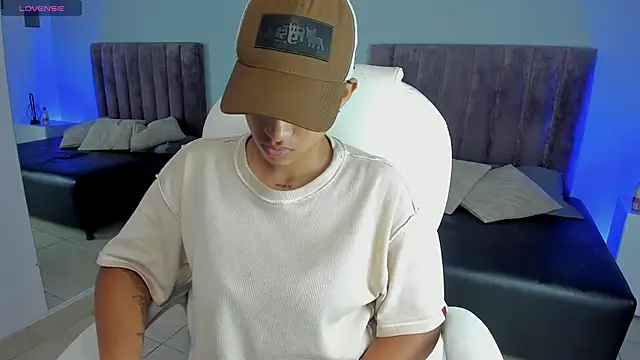 Dominick jones online show from 01-25-25, 01:54