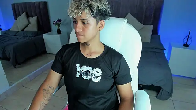 Dominick jones online show from 01-26-25, 04:41