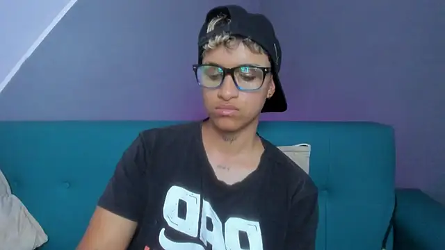 Dominick jones online show from 03-20-25, 12:30