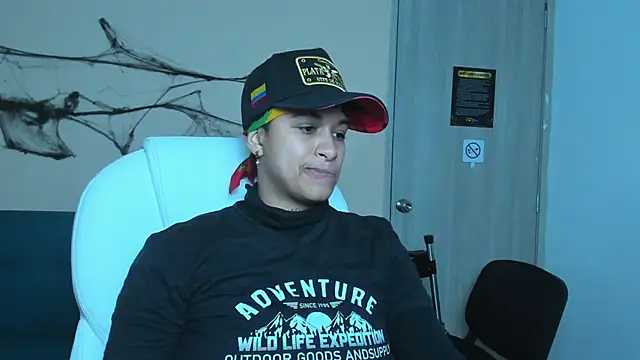 Dominick jones online show from 10-18-25, 05:32