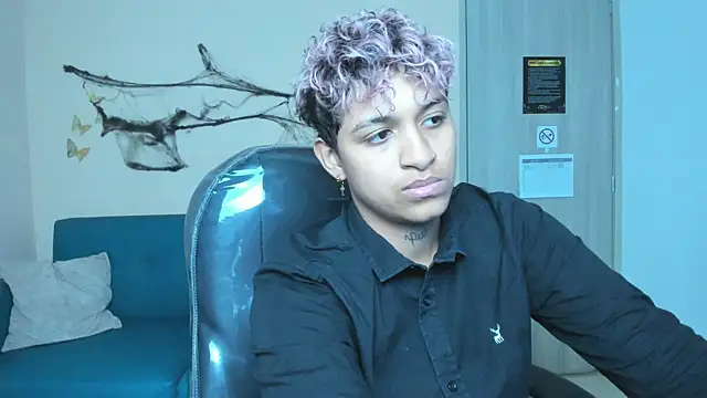 Dominick jones online show from 10-31-25, 05:30