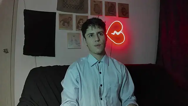 Snapshot of Antonello_Vannucci chatting on 01-06-25, 08:18 Antonello Vannucci online show from 01-06-25, 08:18