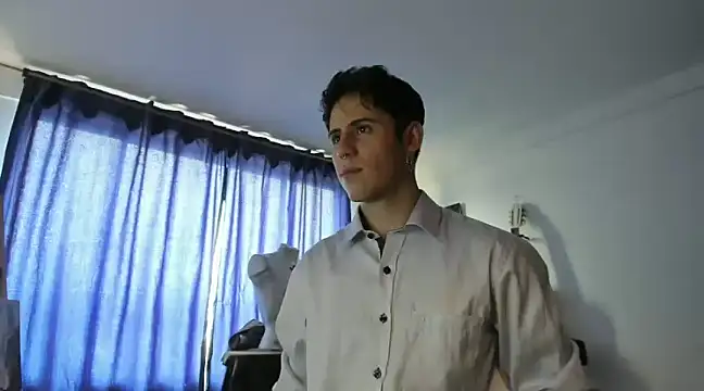 Snapshot of Antonello_Vannucci chatting on 03-04-25, 07:11 Antonello Vannucci online show from 03-04-25, 07:11