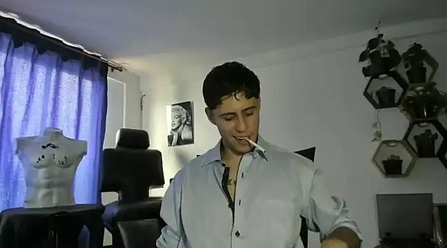 Snapshot of Antonello_Vannucci chatting on 03-14-25, 07:12 Antonello Vannucci online show from 03-14-25, 07:12