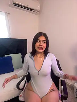 Lily Woodz online show from 01-10-26, 07:15