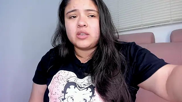 lizzie c online show from 10-24-25, 01:46