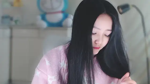 xiao-xiao-D online show from 02-07-25, 05:20