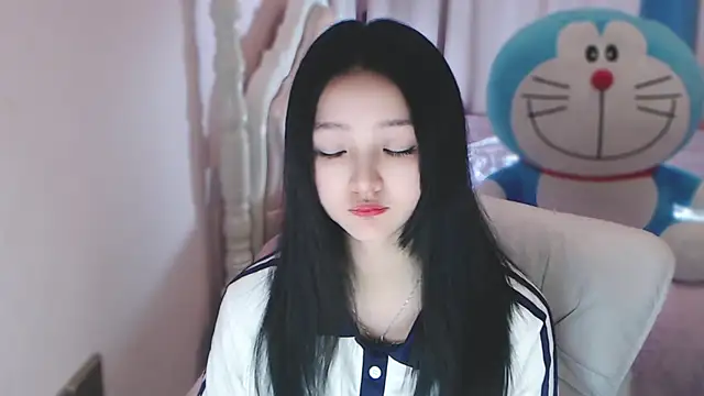 xiao-xiao-D online show from 02-18-25, 07:54