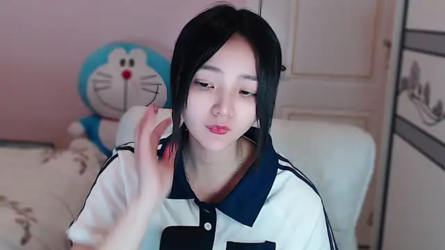 xiao-xiao-D online show from 03-10-25, 12:37