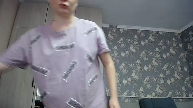 Snapshot of _Miss_Vanilla_ chatting on 03-04-25, 07:08 Miss Vanilla online show from 03-04-25, 07:08