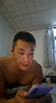 Snapshot of bb770504 chatting on 12-24-24, 10:49 bb770504 online show from 12-24-24, 10:49