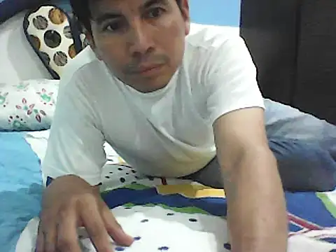 Snapshot of bisexual0007 chatting on 01-02-25, 03:58 bisexual0007 online show from 01-02-25, 03:58