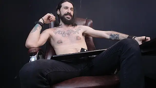 AxelColton online show from 02-15-25, 01:16