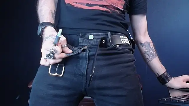 AxelColton online show from 03-15-25, 06:47