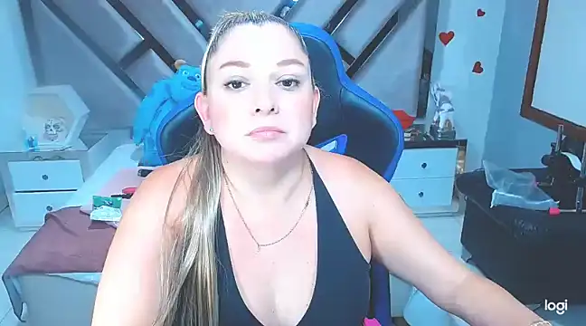 Snapshot of natalia5560 chatting on 01-14-25, 05:23 natalia5560 online show from 01-14-25, 05:23