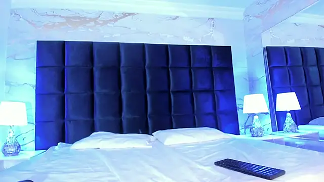 Snapshot of loladupont chatting on 02-02-26, 03:05 loladupont online show from 02-02-26, 03:05