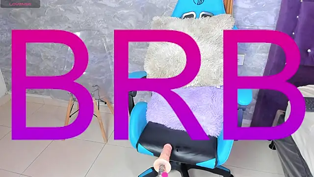 Little lili19 online show from 01-12-25, 07:00