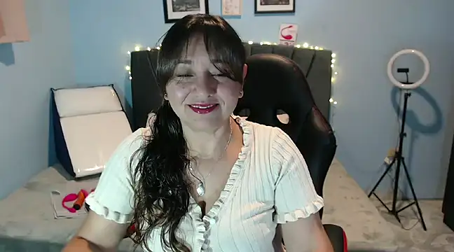 AngelRouss online show from 01-15-25, 09:45